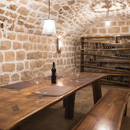 Villa Mirabilis, Stunning Superior Villa, Dubrovnik Old Town Villa *