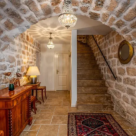 Villa Mirabilis, Stunning Superior Villa, Dubrovnik Old Town * Dubrovnik