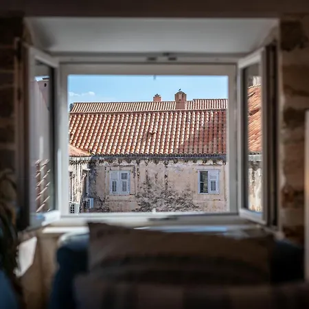 Mirabilis, Stunning Superior Villa, Old Town 别墅 *