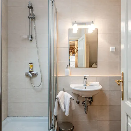 Villa Mirabilis, Stunning Superior Villa, Old Town Dubrovnik