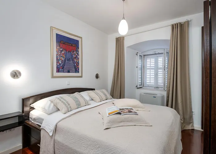Villa Villa Mirabilis, Stunning Superior Villa, Dubrovnik Old Town *