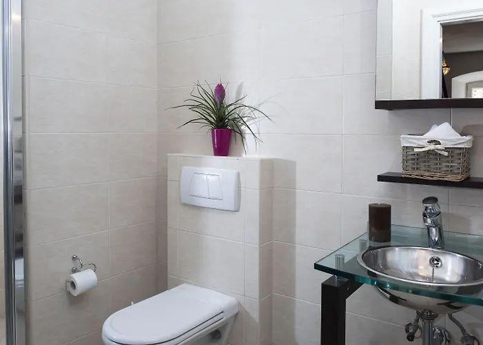 Mirabilis, Stunning Superior Villa, Old Town Villa *