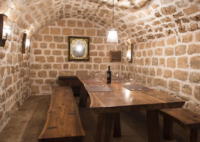 Villa Mirabilis, Stunning Superior Villa, Dubrovnik Old Town *