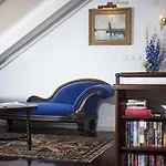 Mirabilis, Stunning Superior Villa, Old Town *