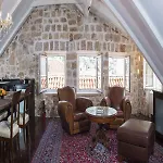 Mirabilis, Stunning Superior Villa, Old Town